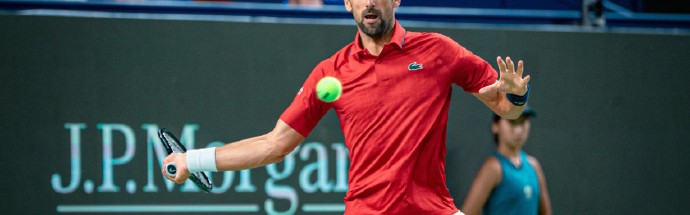 ATP上海大师赛：德约科维奇2-0博格斯，第十次晋级赛会四强