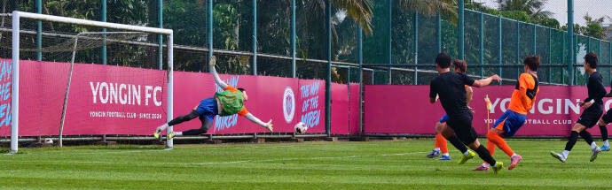 B体育官网-克雷桑归队 热身赛山东泰山1:5不敌韩国龙仁