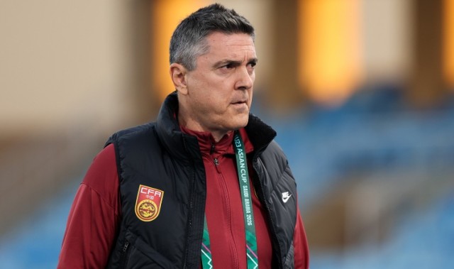 B体育下载-媒体人：有很多让安东尼奥去国足的声音，只能说不要害安东尼奥了