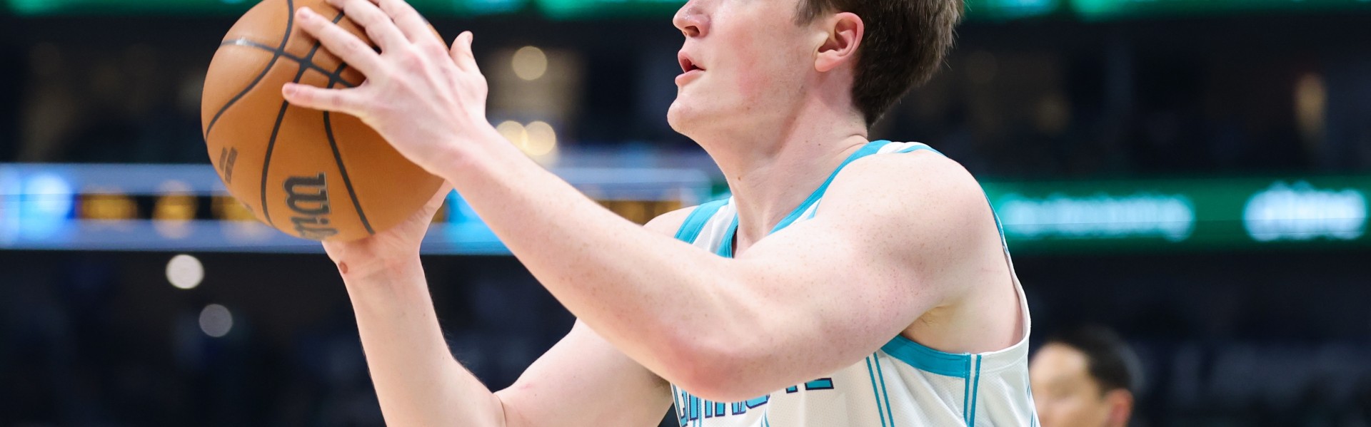 高歌猛进！黄蜂8连胜杀进东部附加赛区 先后战胜雷、掘、刺、火