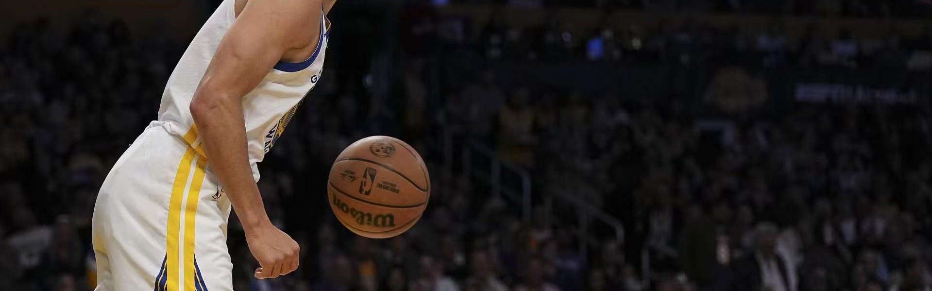 库里谈心中遗憾：仍希望自己能成一个身体更具威慑力的球员