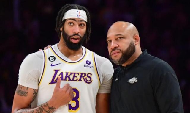 B体育下载-防守第20变第2！湖人才是交易赢家：6胜3负冲季后赛