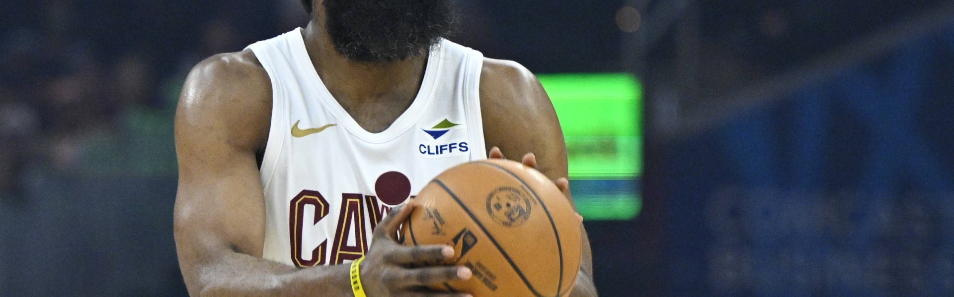 B体育下载-22年首轮4-2！哈登上次季后赛打猛龙场均19分10.2助&amp;命中率40.5%