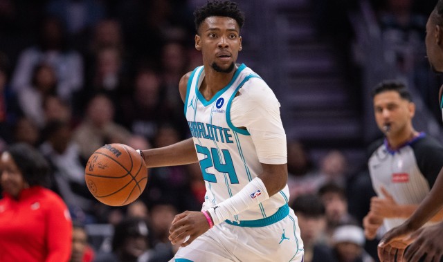 B体育-各种铁还投得多！米勒全场手感冰凉 两分球7中0&amp;三分7中2