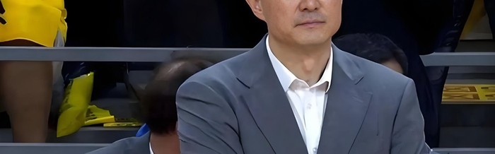 B体育官网-CBA名记质疑杜锋：第四节比赛，为何要弃用徐杰？|广东队|北京队|cba季后赛|广东男篮|北京首钢_新浪体育_新浪新闻