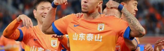 B体育官网-【中超】克雷桑戴帽费南多伤退 泰山3比1南通支云